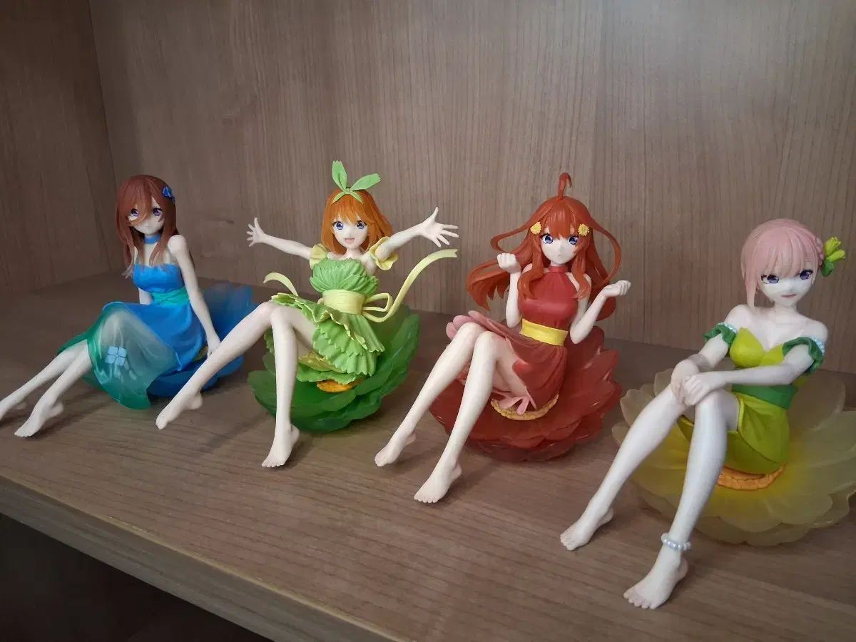 五等分の花嫁 フラワーフィギュア 4INセット+ボックス含む - メルカリ