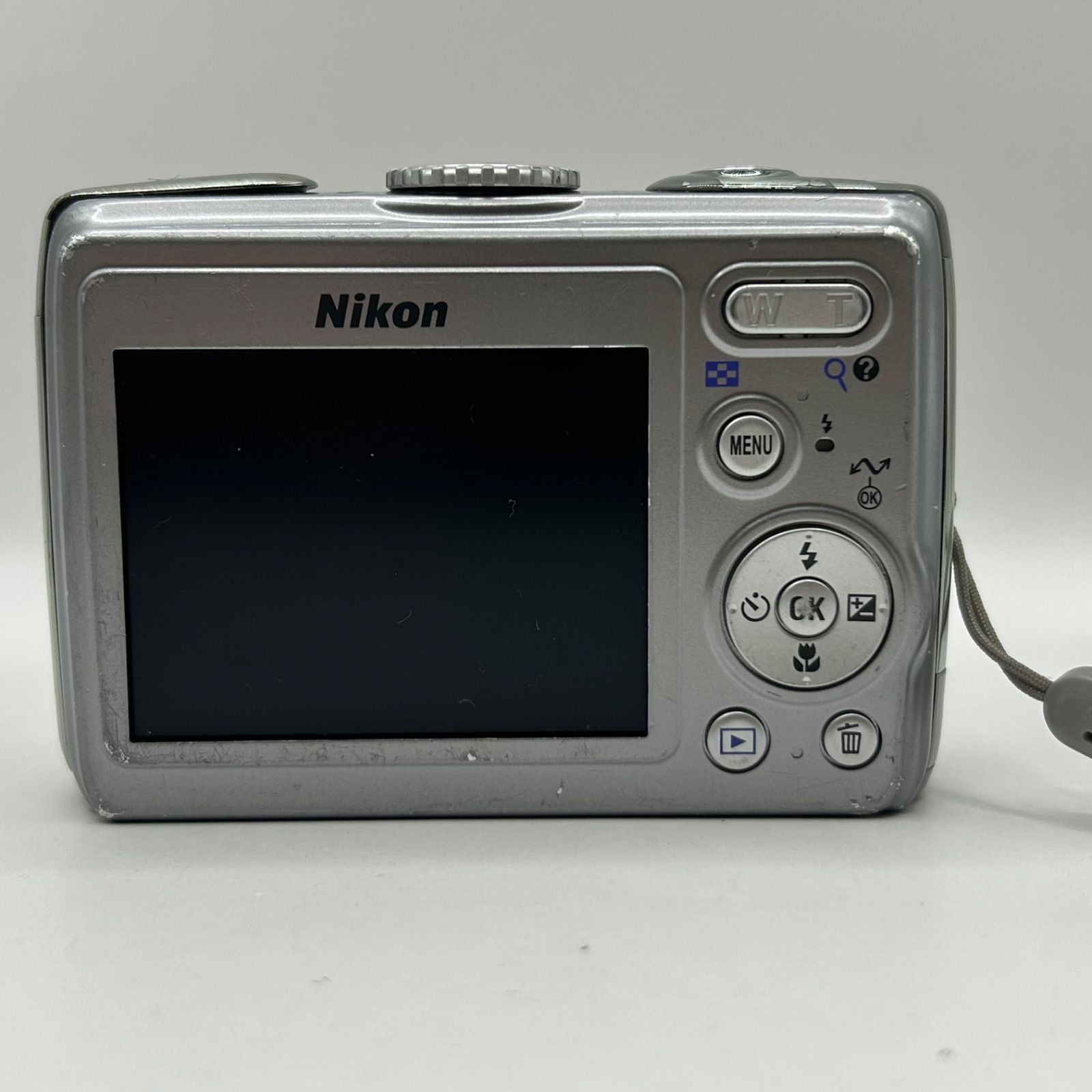ジャンク品】Nikon COOLPIX P4 VR シルバー ニコン クールピクス