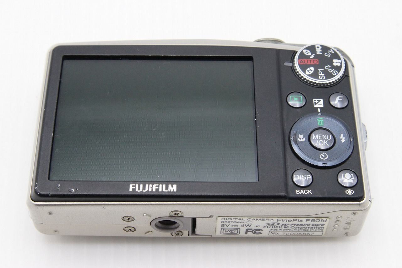 FUJIFILM フジフィルム FinePix F50fd コンパクトデジタルカメラ