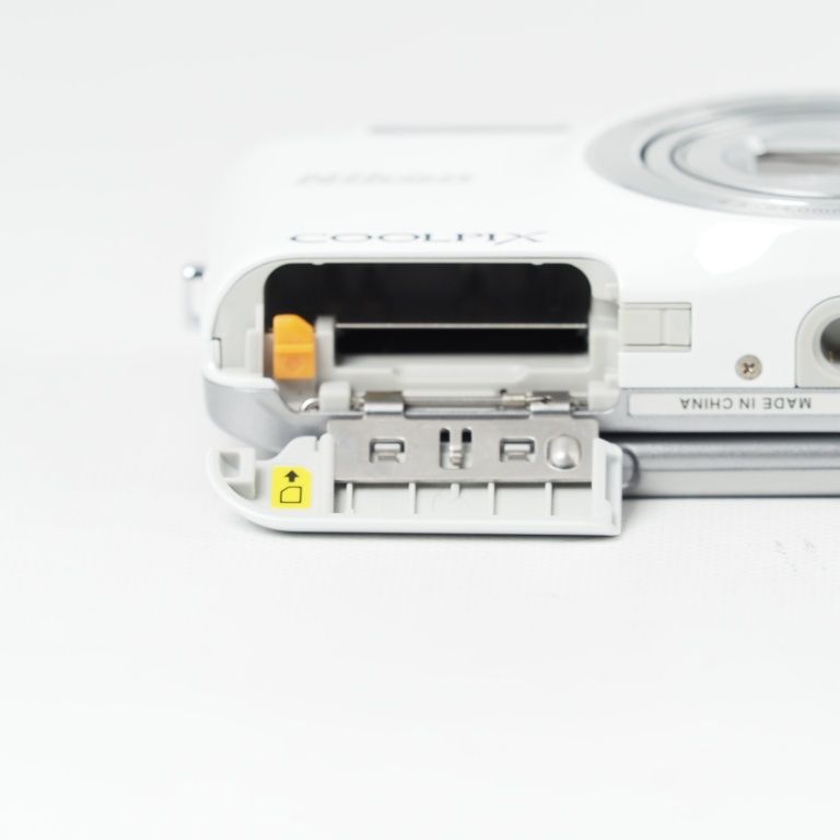 Nikon デジタルカメラ COOLPIX S6600 ナチュラルホワイト S6600WH