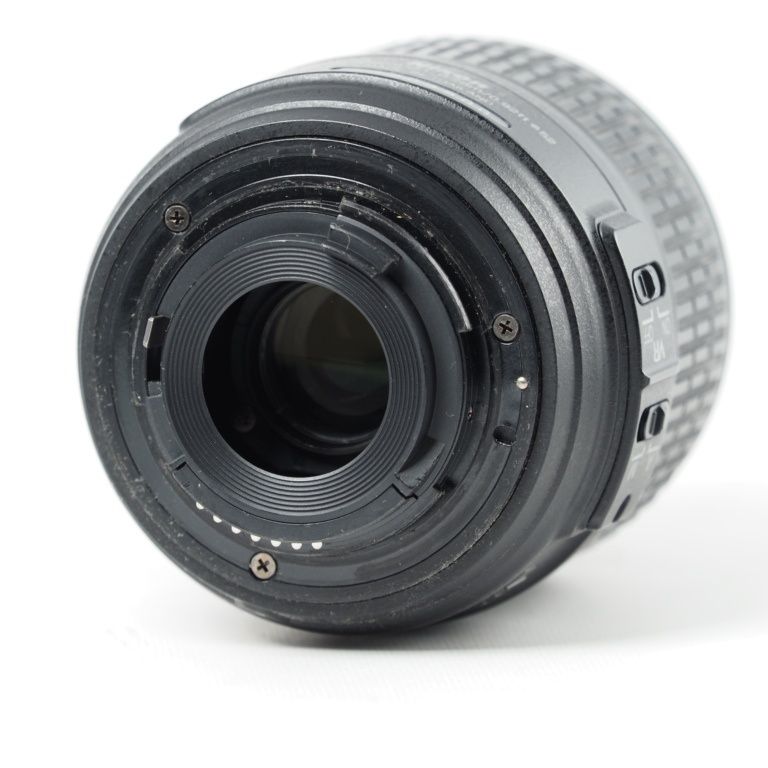 Nikon デジタル一眼レフカメラ D3000 AF-S Nikkor 18-55mm VRレンズ