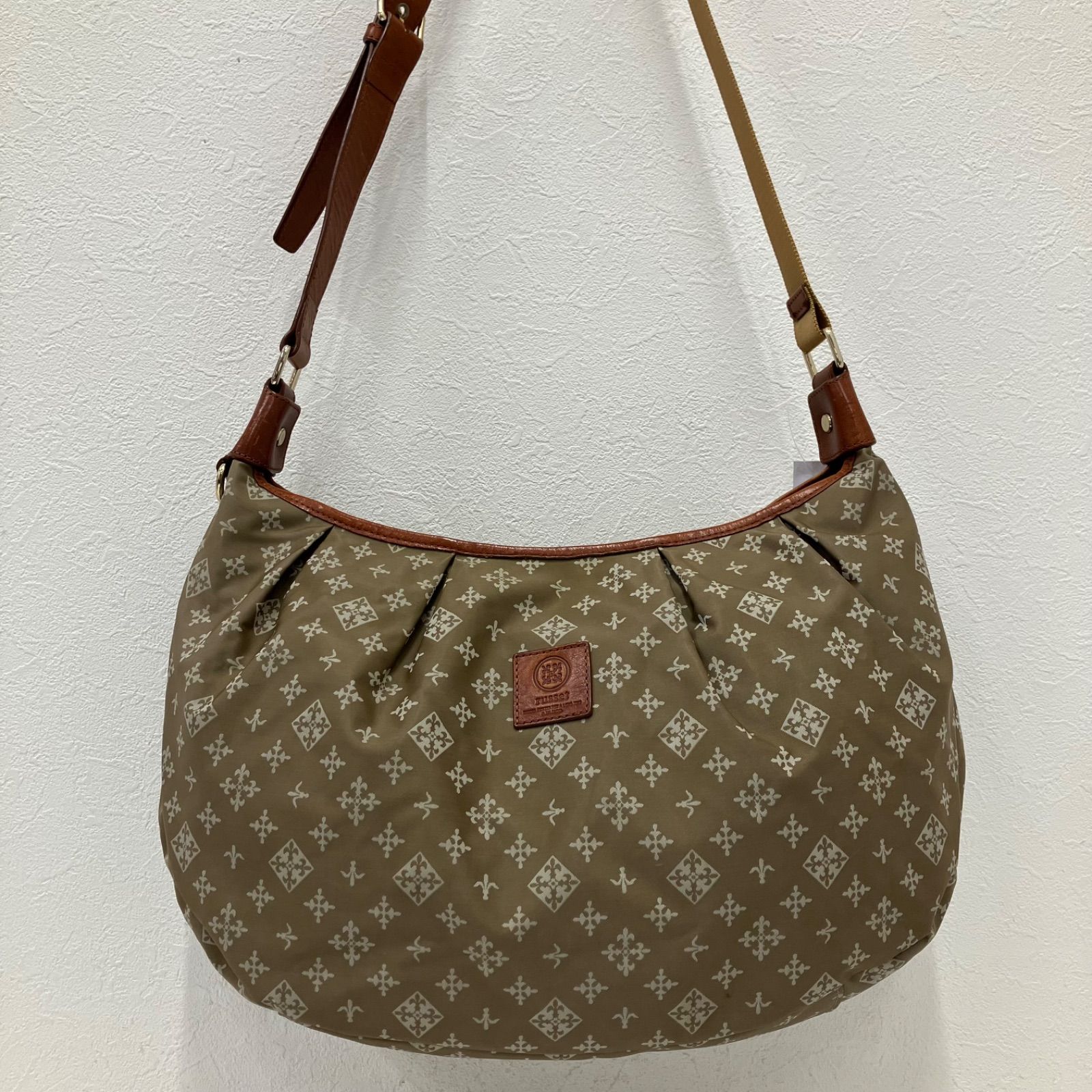 9084 russet ラシット ショルダーバッグ ベージュ ナイロン レザー 