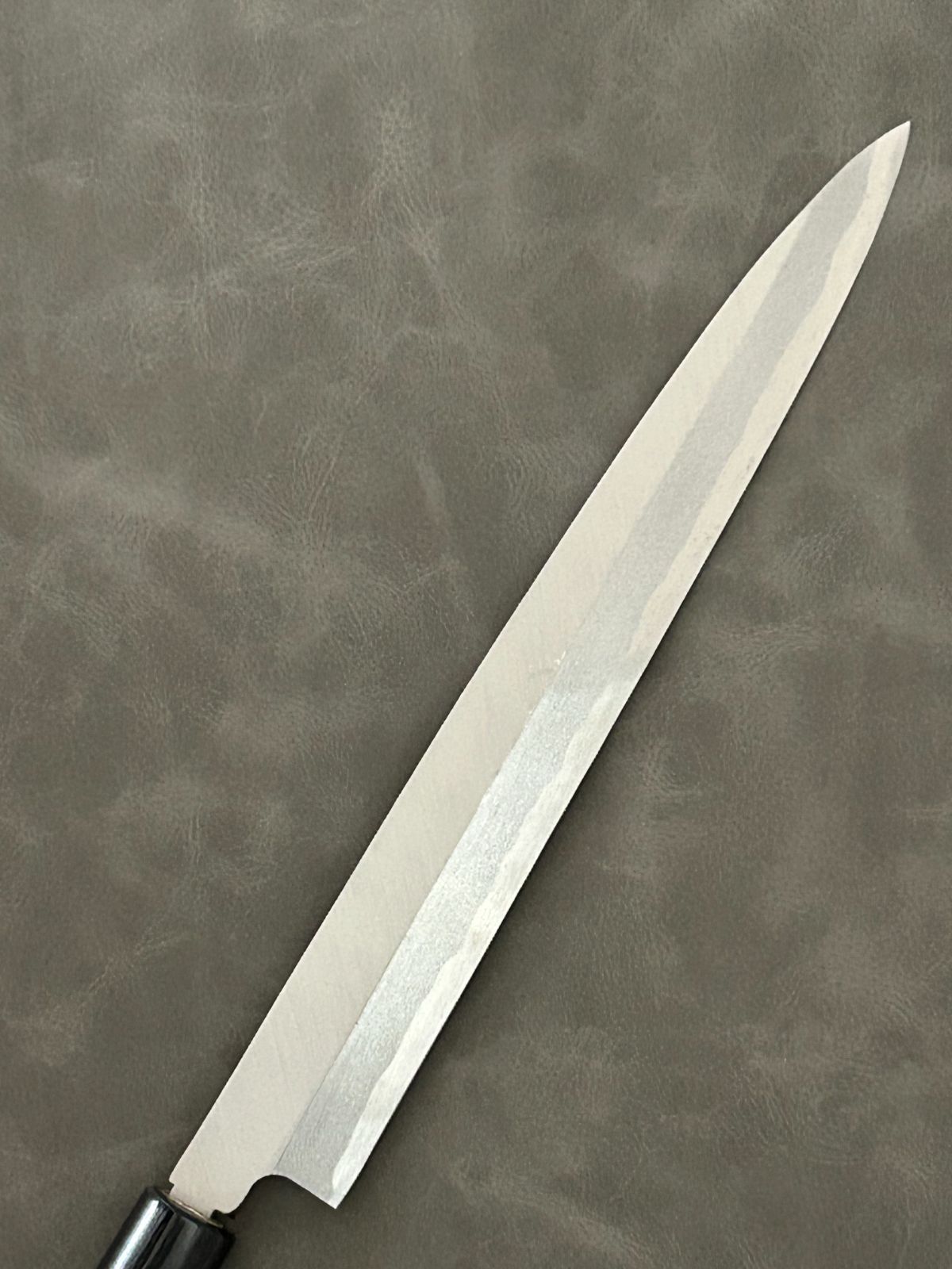 訳あり】 包丁 刺身包丁 柳刃包丁 安来鋼青紙2号 270mm 紫檀シノギ柄