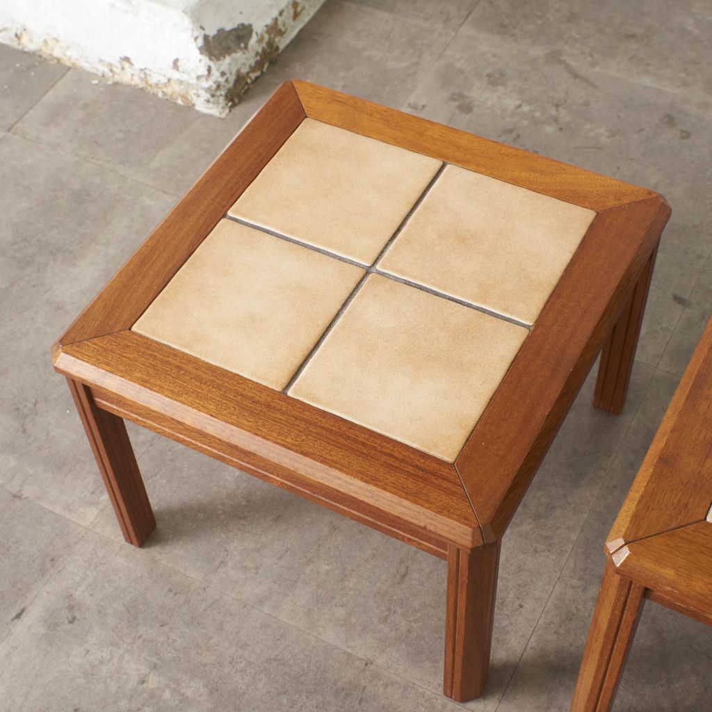 デンマーク ヴィンテージ タイルトップ ネストテーブル チーク 木製 3