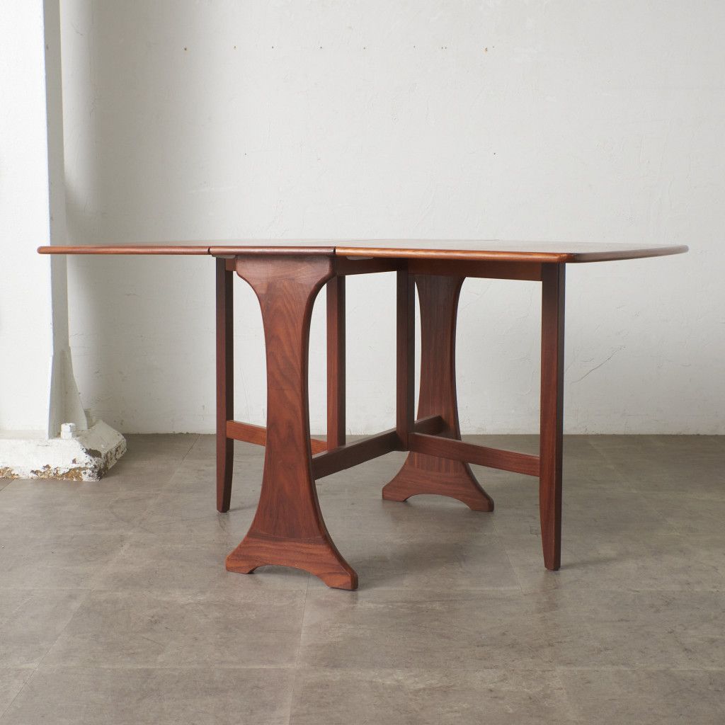 G-PLAN Fresco ダイニングテーブル 木製 チーク 英国 ヴィンテージ