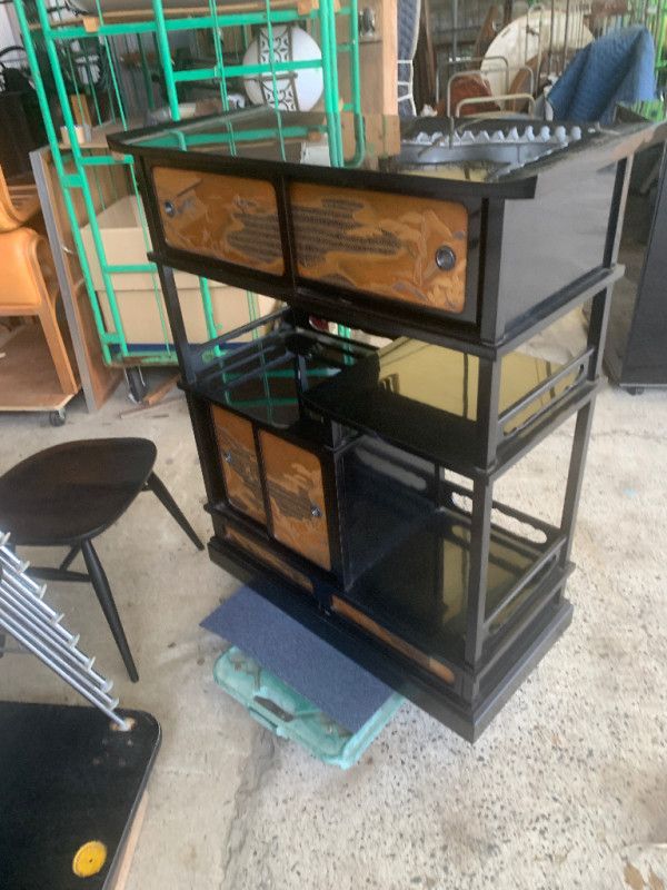 輪島塗 蒔絵 陽斉 銘 漆芸 飾り棚 茶棚 漆黒 漆塗り 蒔絵 違い棚 収納