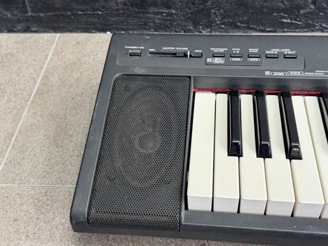 YAMAHA NP-30 電子ピアノ ピアジェーロ 76鍵 ペダル付き Amazon.co.jp: YAMAHA ポータブルグランド NP-30 : 家電＆カメラ