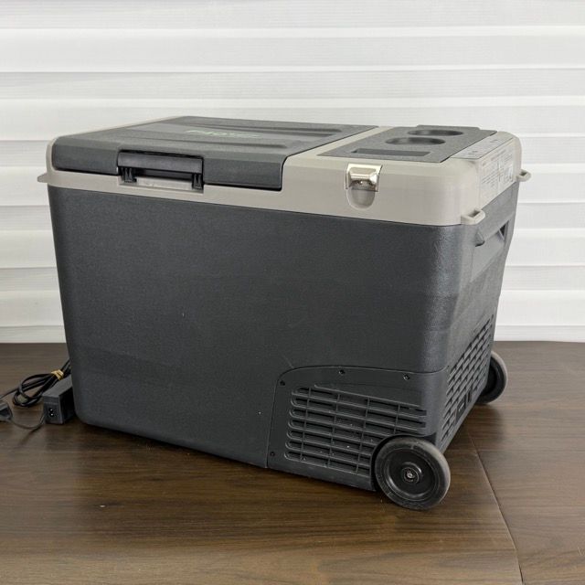 F40C4TMP ポータブル車載冷蔵庫 (中古) 車載冷蔵庫 【中古】F40 WD-40 F40C4TMP キャンプ アウトドア 40L 簡単