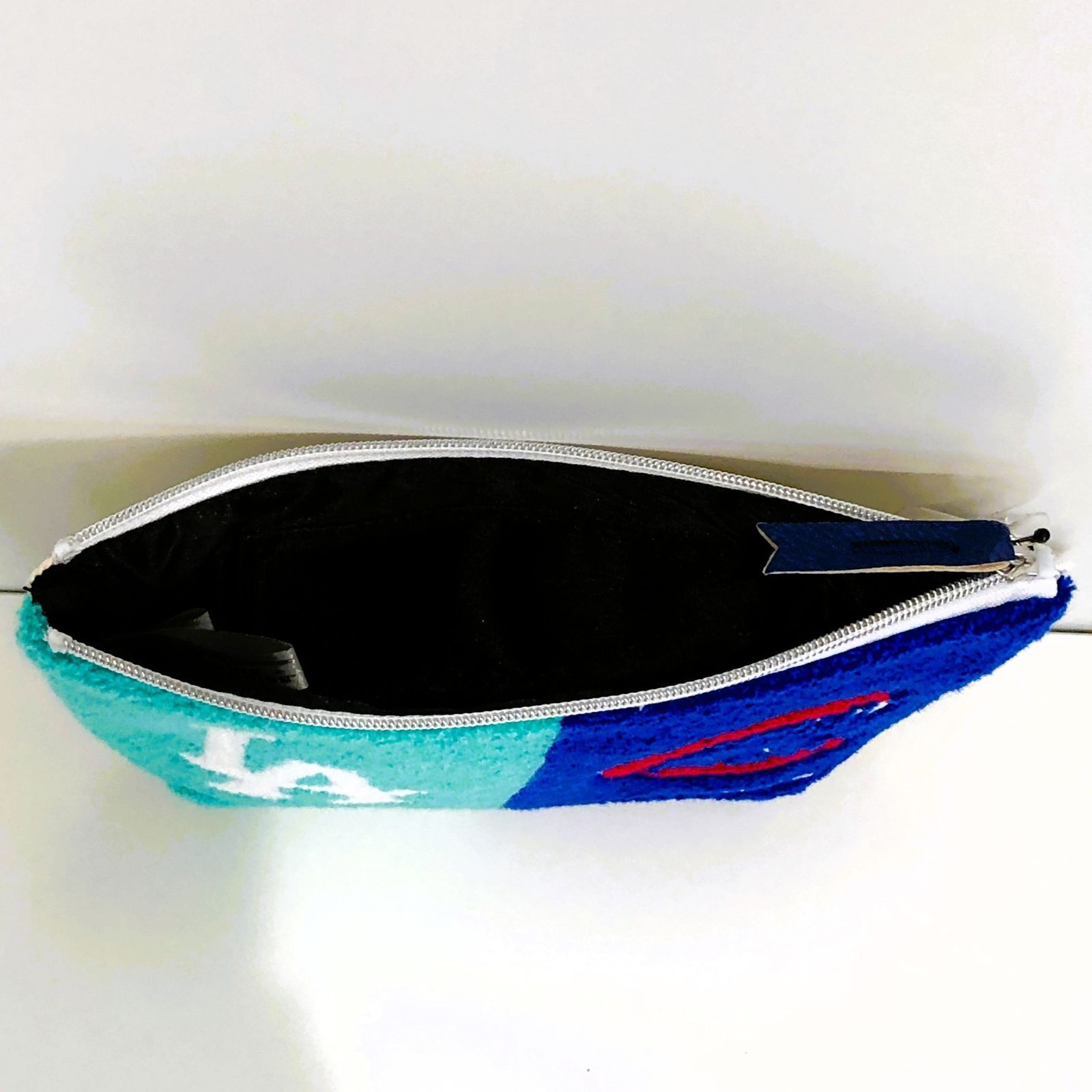 立体刺繍ポーチ ドジャース カブス 東京シリーズ2025 MLB さがら刺繍