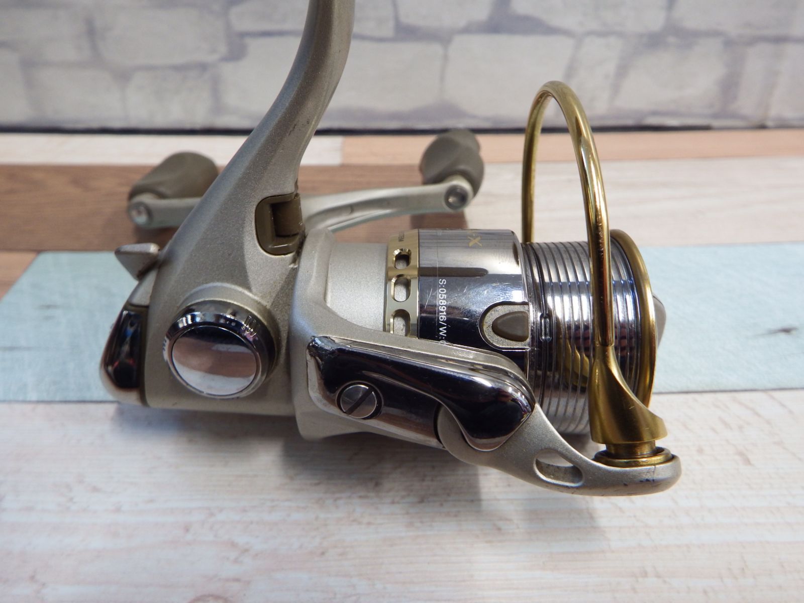 S0203】チームダイワ-X 2004C TEAM DAIWA スピニングリール ① - メルカリ