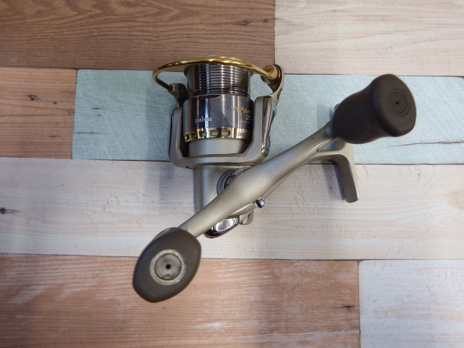 S0203】チームダイワ-X 2004C TEAM DAIWA スピニングリール ① - メルカリ