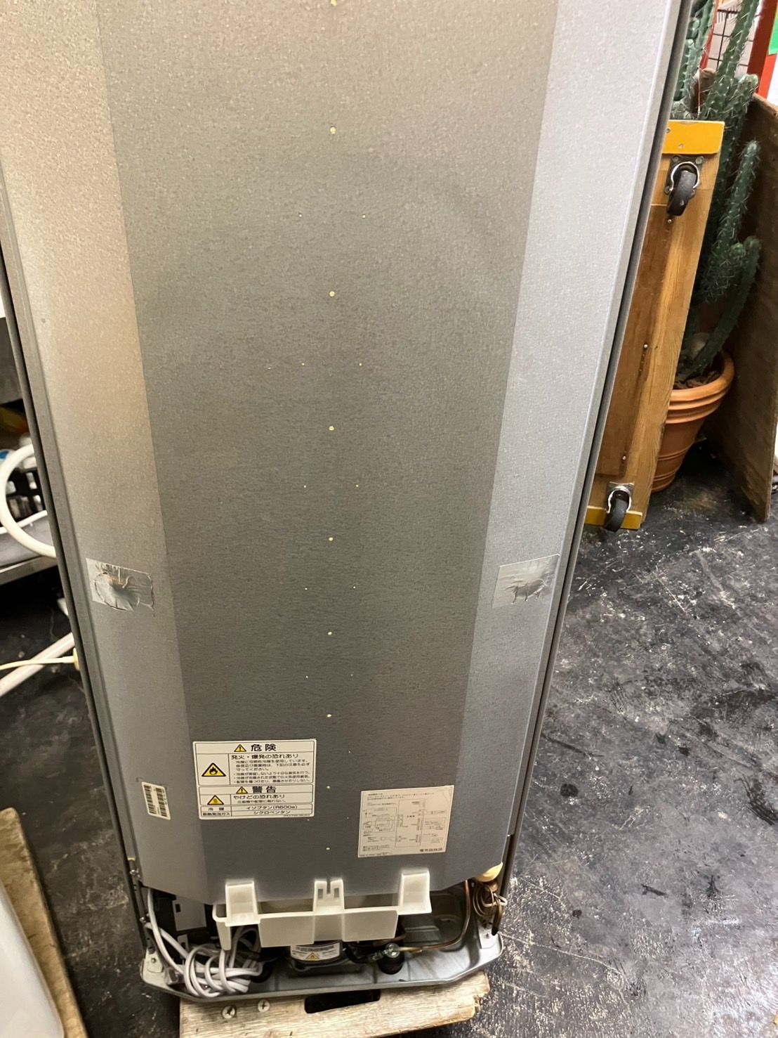 中古】大阪引取限定 AQUA 冷蔵庫 AQR-13J(S)型 126L 2020年製 - メルカリ