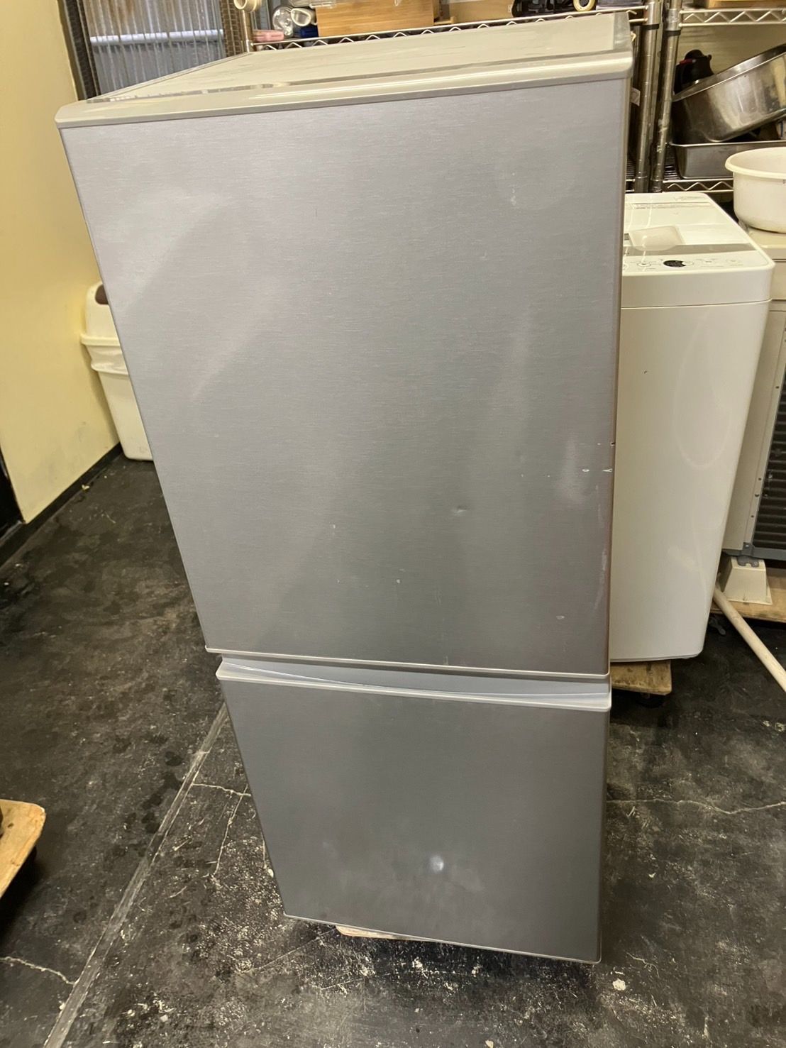 中古】大阪引取限定 AQUA 冷蔵庫 AQR-13J(S)型 126L 2020年製 - メルカリ