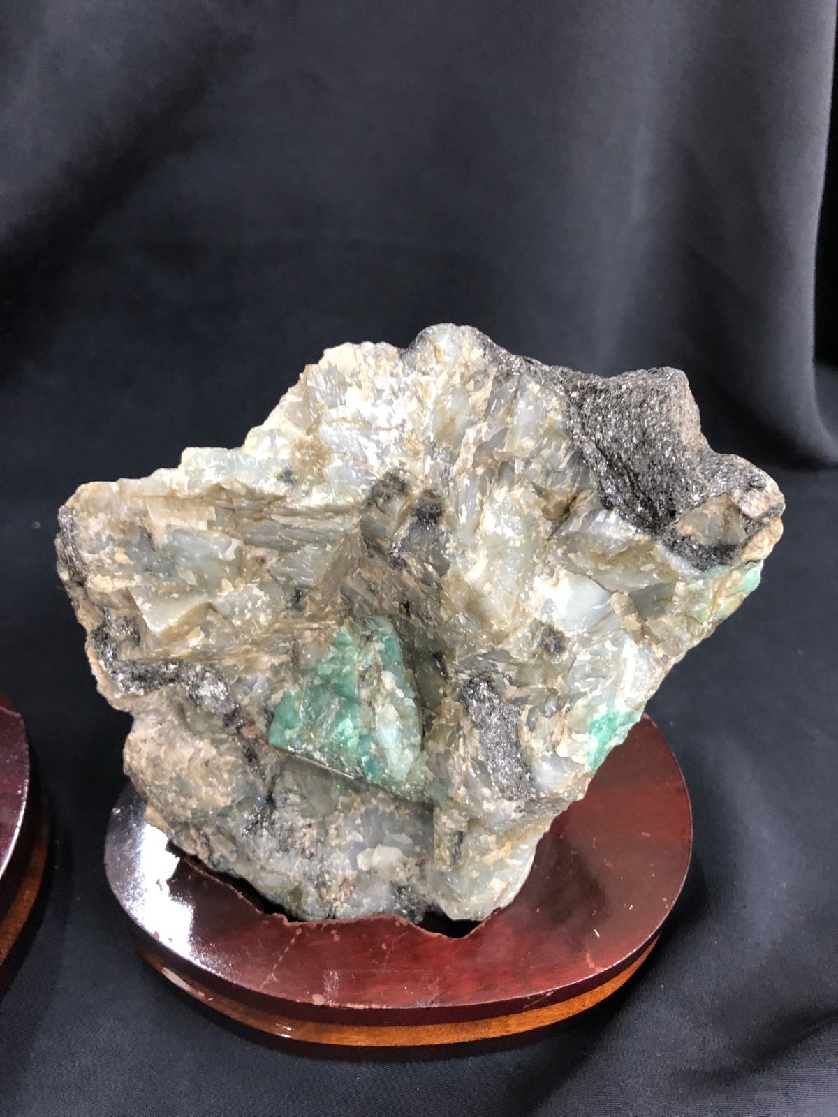 EMERALDエメラルド原石BOX