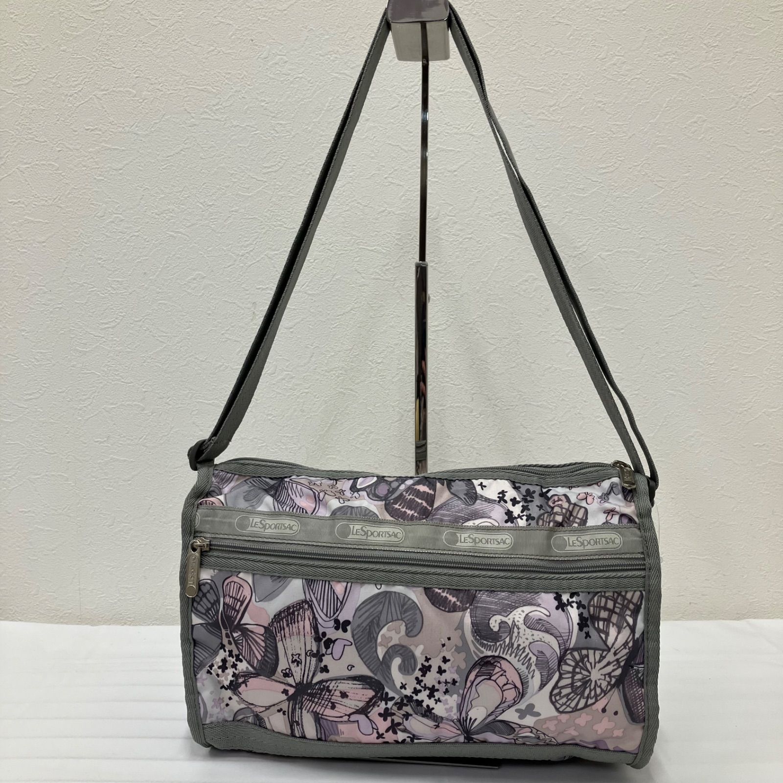 9196 LeSportsac レスポートサック ショルダーバッグ グレー