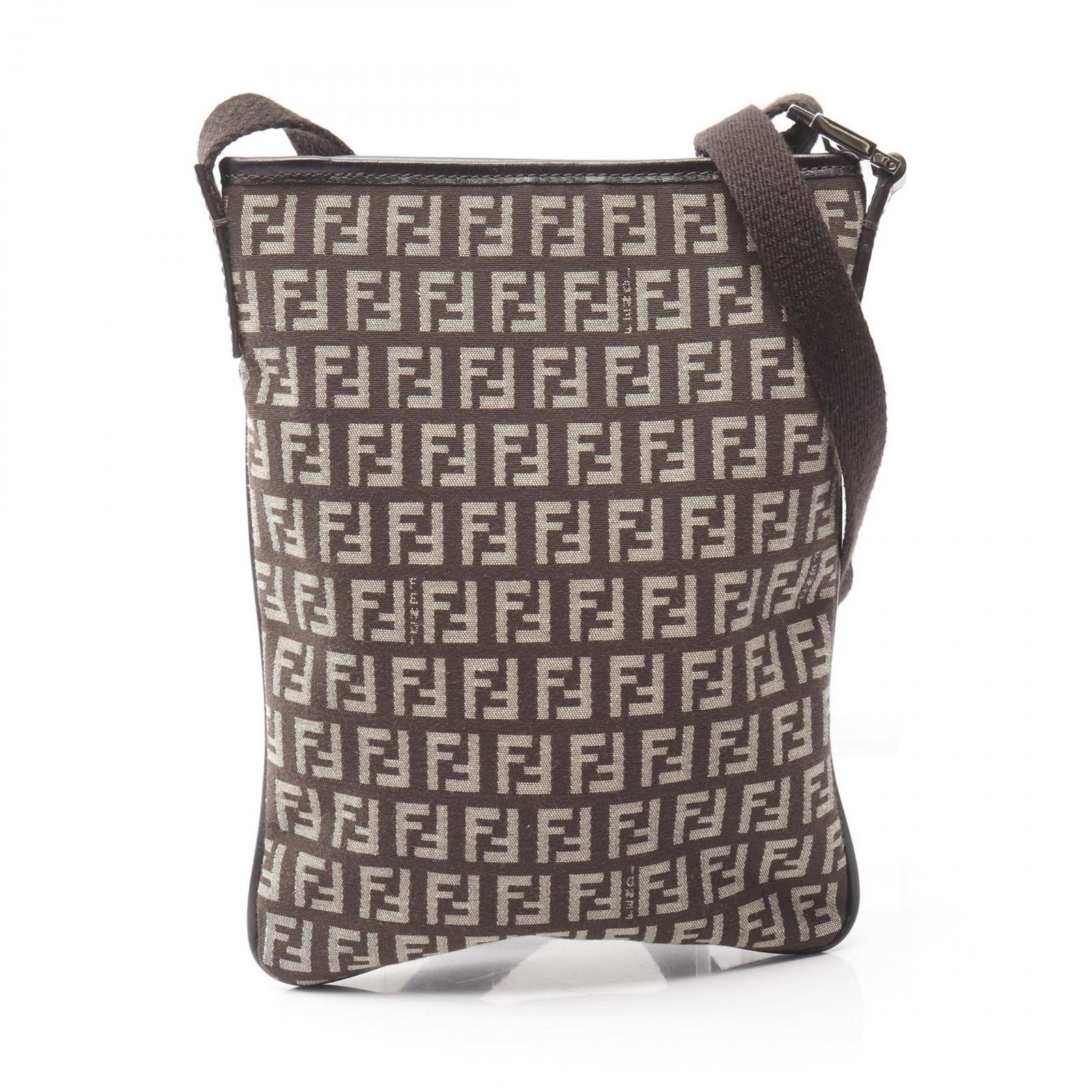 フェンディ FENDI ショルダーバッグ ズッキーノ ダークブラウン フェンディ FENDI ショルダーバッグ ズッキーノ ダークブラウン