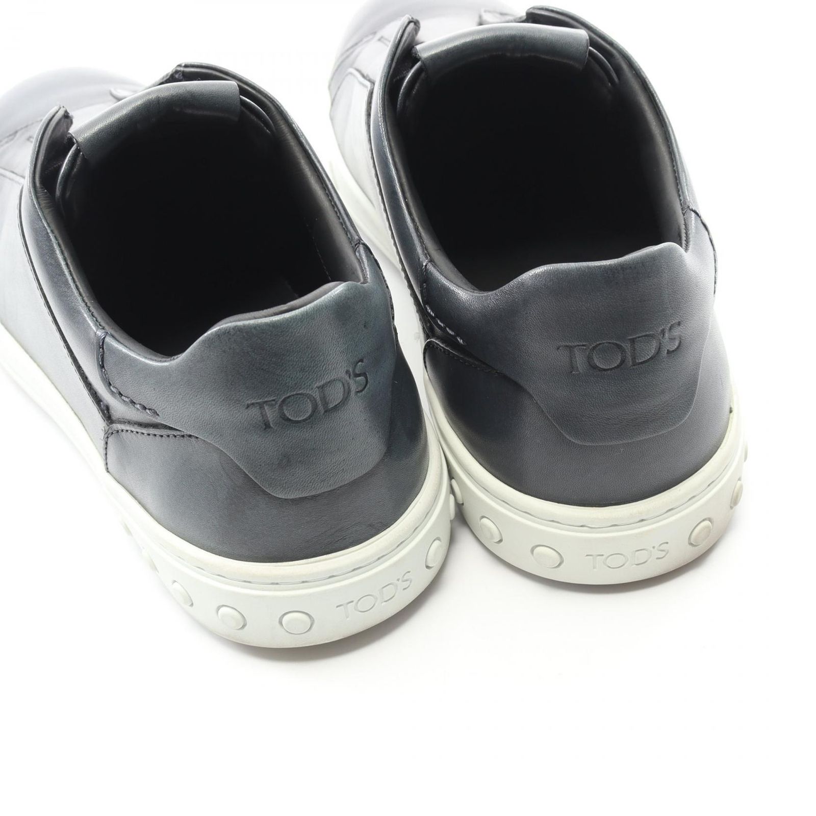 トッズ TOD