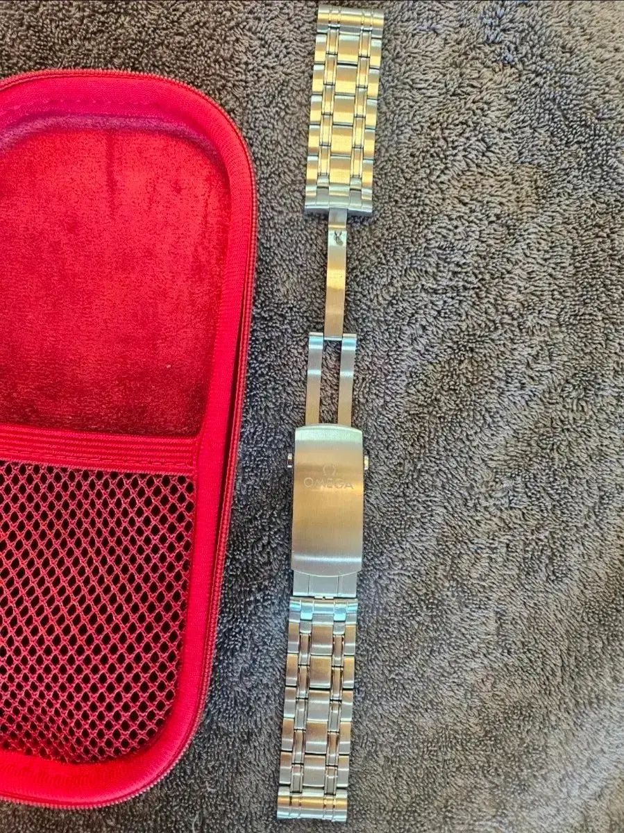  オメガ シーマスター300 新モデル ストラップ 大人向け 自動巻き時計 腕時計(アナログ)