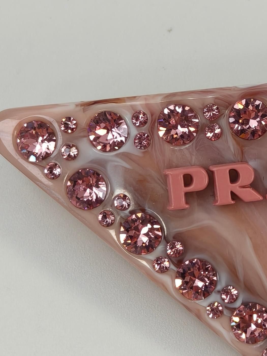PRADA プラダ トライアングル バレッタ ヘアアクセサリー ピンク 管理