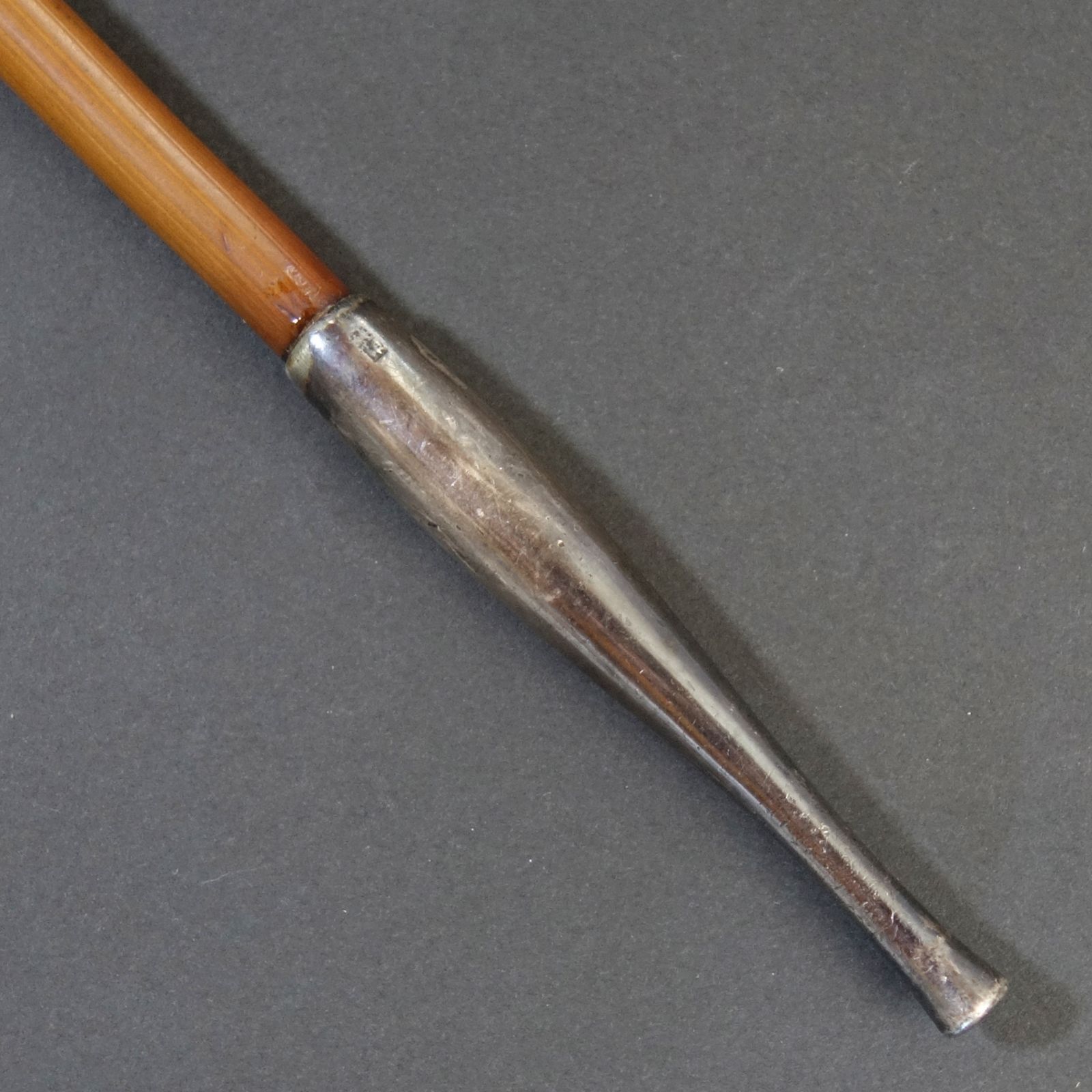 骨董逸品【煙管 純銀製 ／ 煙管筒 漆塗製 ／ 煙草入 革製 】 喫煙具