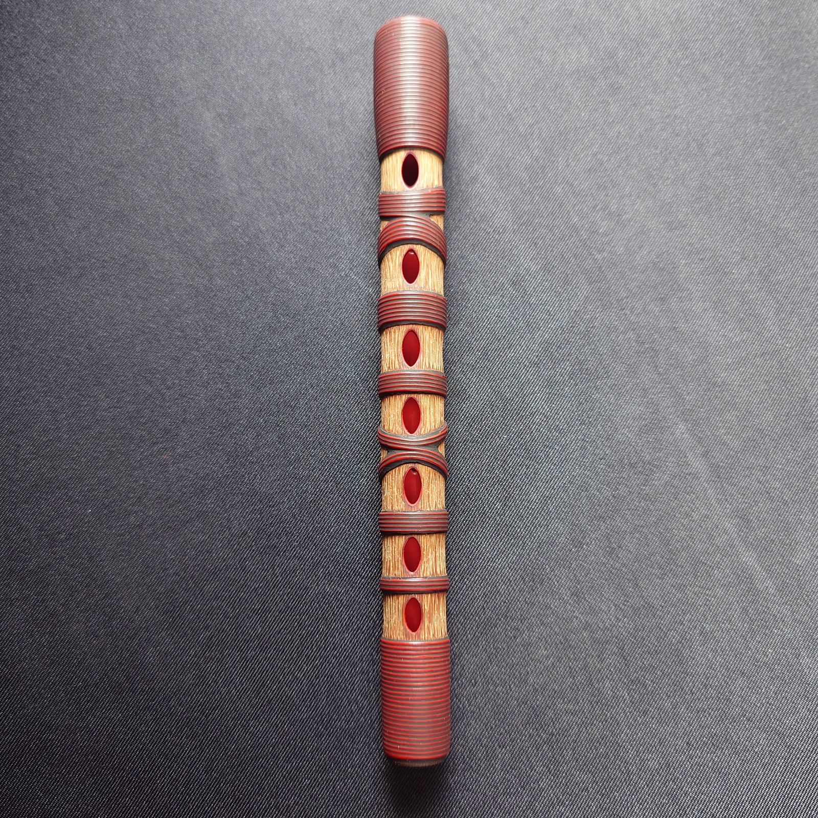 篳篥】新管 煤竹 本漆 籐巻 桐箱付き／雅楽／神楽 - メルカリ