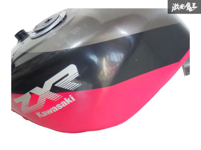 ☆希少!!☆ kawasaki ZXR750 H1 燃料タンク ガソリンタンク フューエル