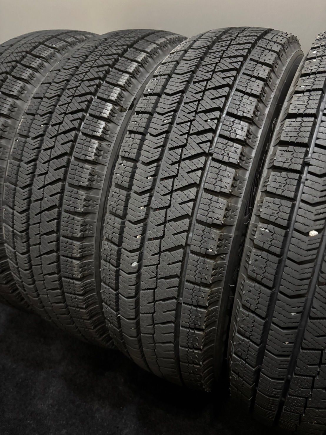 BS BRIDGESTONE BLIZZAK VRX 155/65R14 14インチ スタッドレス 4本 モコ タント N-BOX ワゴンR等　(VTJ810) ブリザック 2025年製 BLIZZAK VRX3 155/65R14 75Q タイヤ 【4本セット