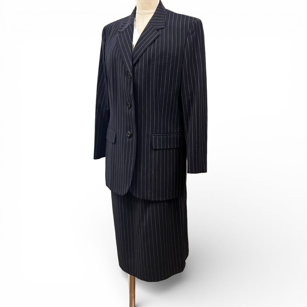 バーバリー Burberry セットアップ スーツ ストライプ ネイビー 紺 BURBERRY/バーバリー セットアップ ジャケット スカート ストライプ