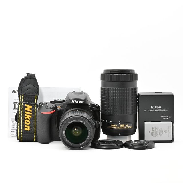美品＞ニコン Nikon D5600 ダブルズームキット - メルカリ