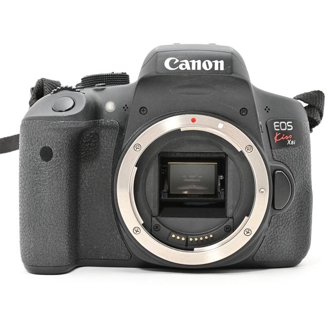 良品＞ Canon デジタル一眼レフカメラ EOS Kiss X8i ダブルズーム