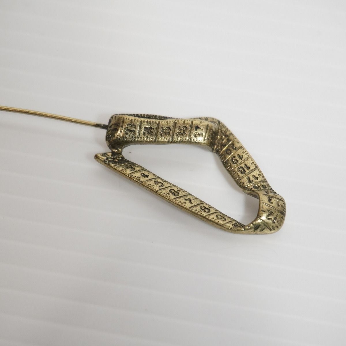 ジャンポールゴルチエ　ピンブローチ 新品 Jean Paul Gaultier ジャンポール ゴルチエ ファッションフリーク