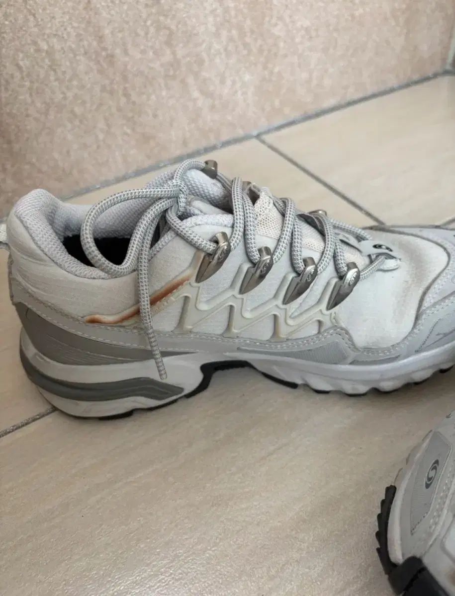  SALOMON ACS ルナ ROCK シルバー 230 登山靴 トレッキングシューズ アウトドアシューズ