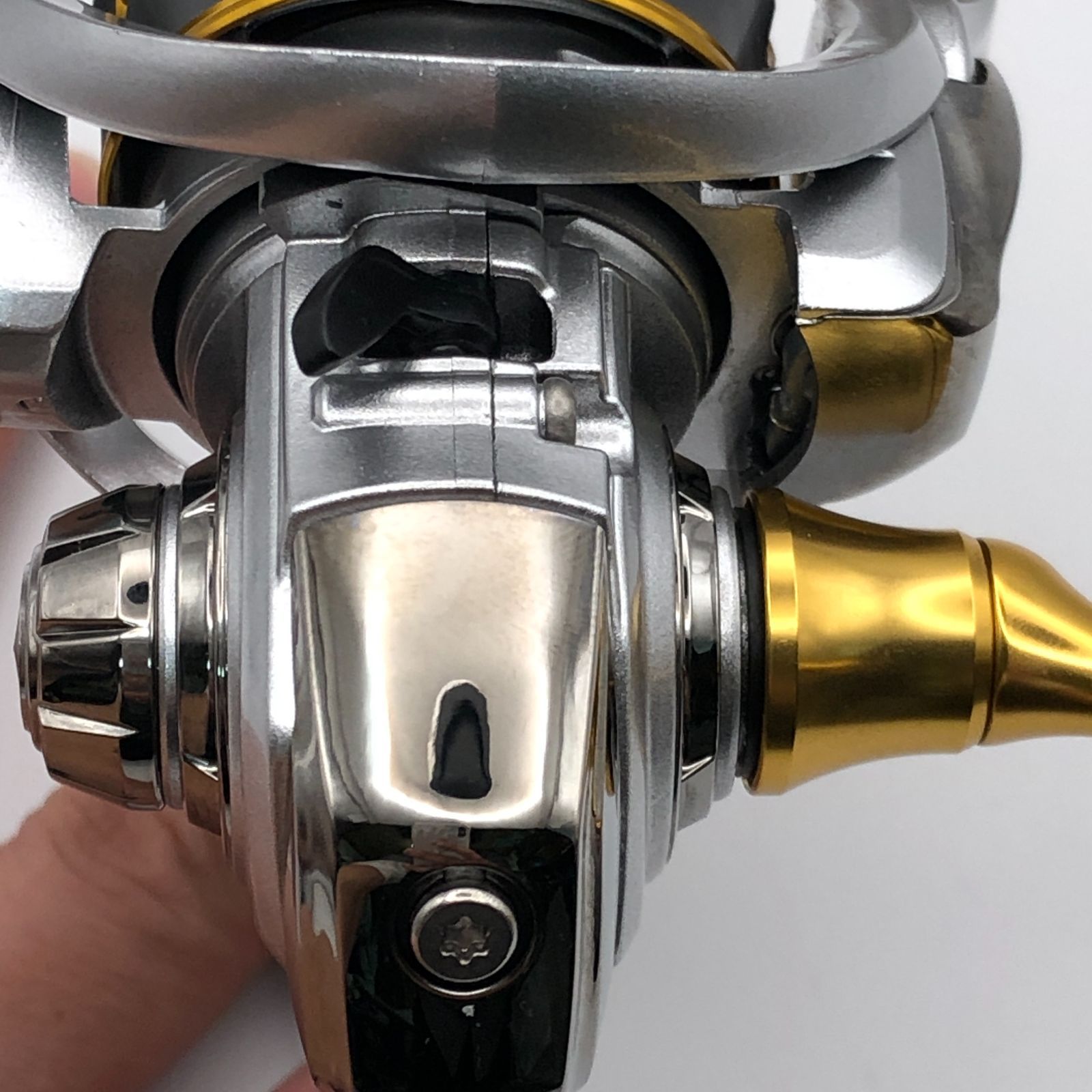 城東73-162] DAIWA ダイワ 21 フリームス FC LT2000S-XH - メルカリ