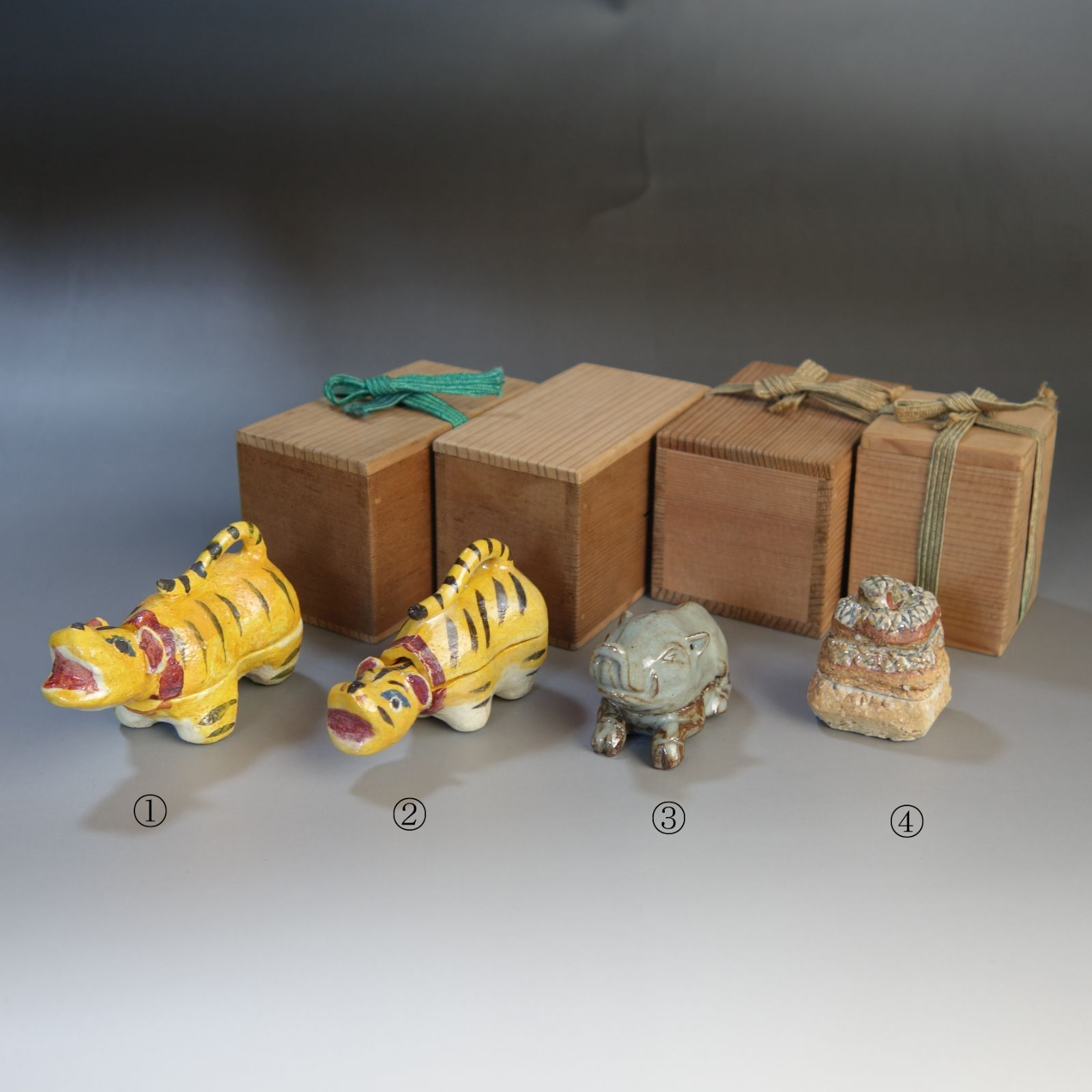 骨董逸品【動物 香合×4点 陶器】(共箱付き) 茶道具 香合 陶器 骨董 古