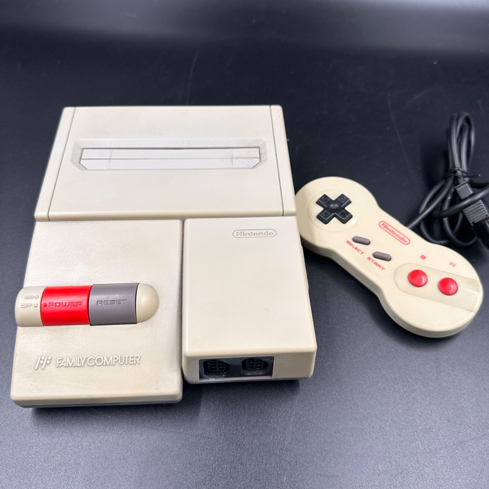 ②動作OK Nintendo 任天堂 ニューファミコン 本体 コントローラー1個