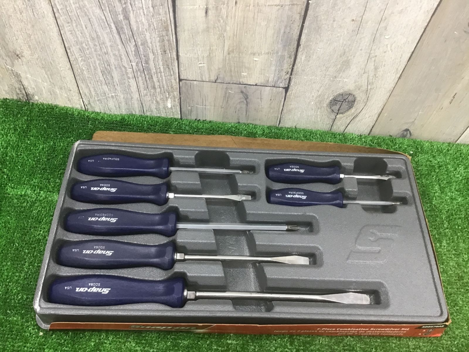 【中古品】Snap-onスナップオン 樹脂製スクリュードライバーセット 7ピース ブルー SDDX70AB□アクトツール富山店□BR