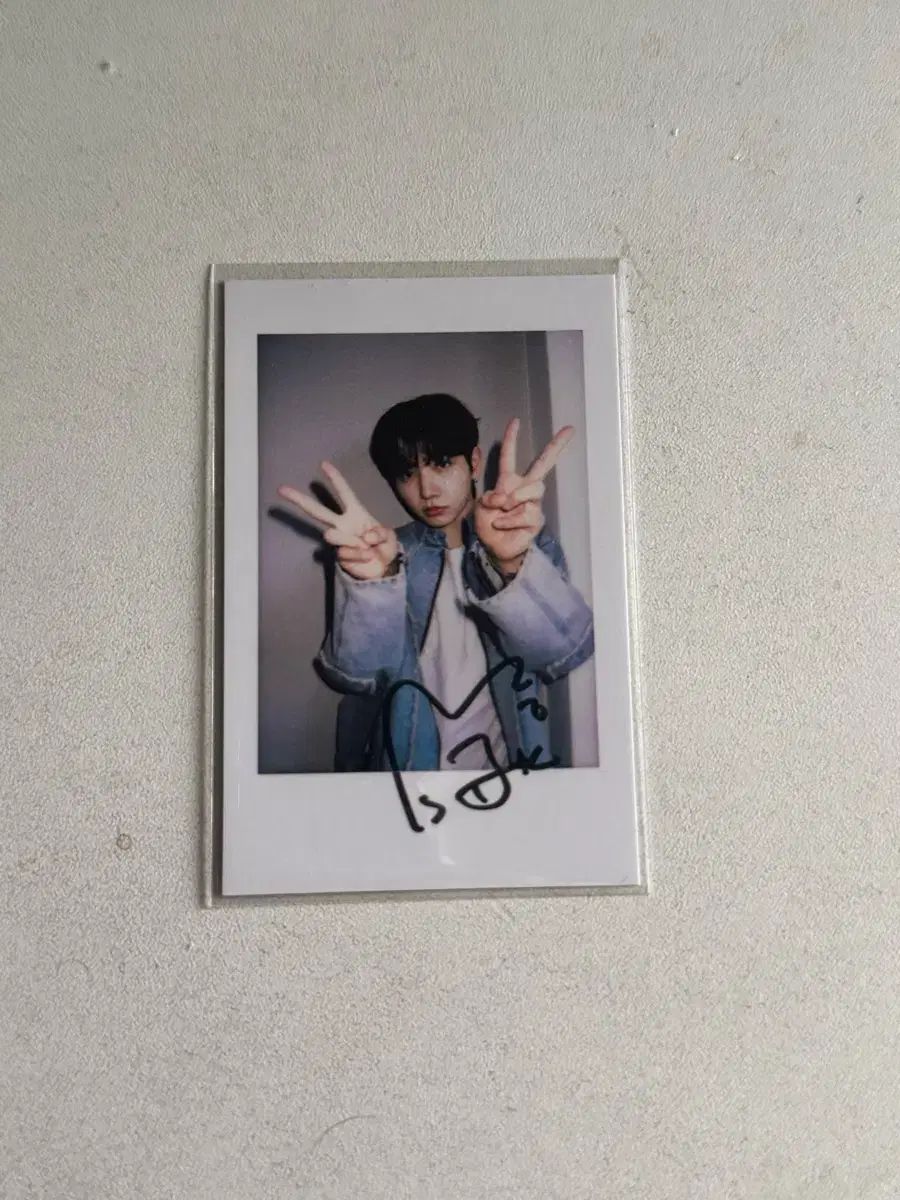 ミョン・ジェヒョン(MYUNG JAEHYUN) サイン入り チェキ ポラロイド