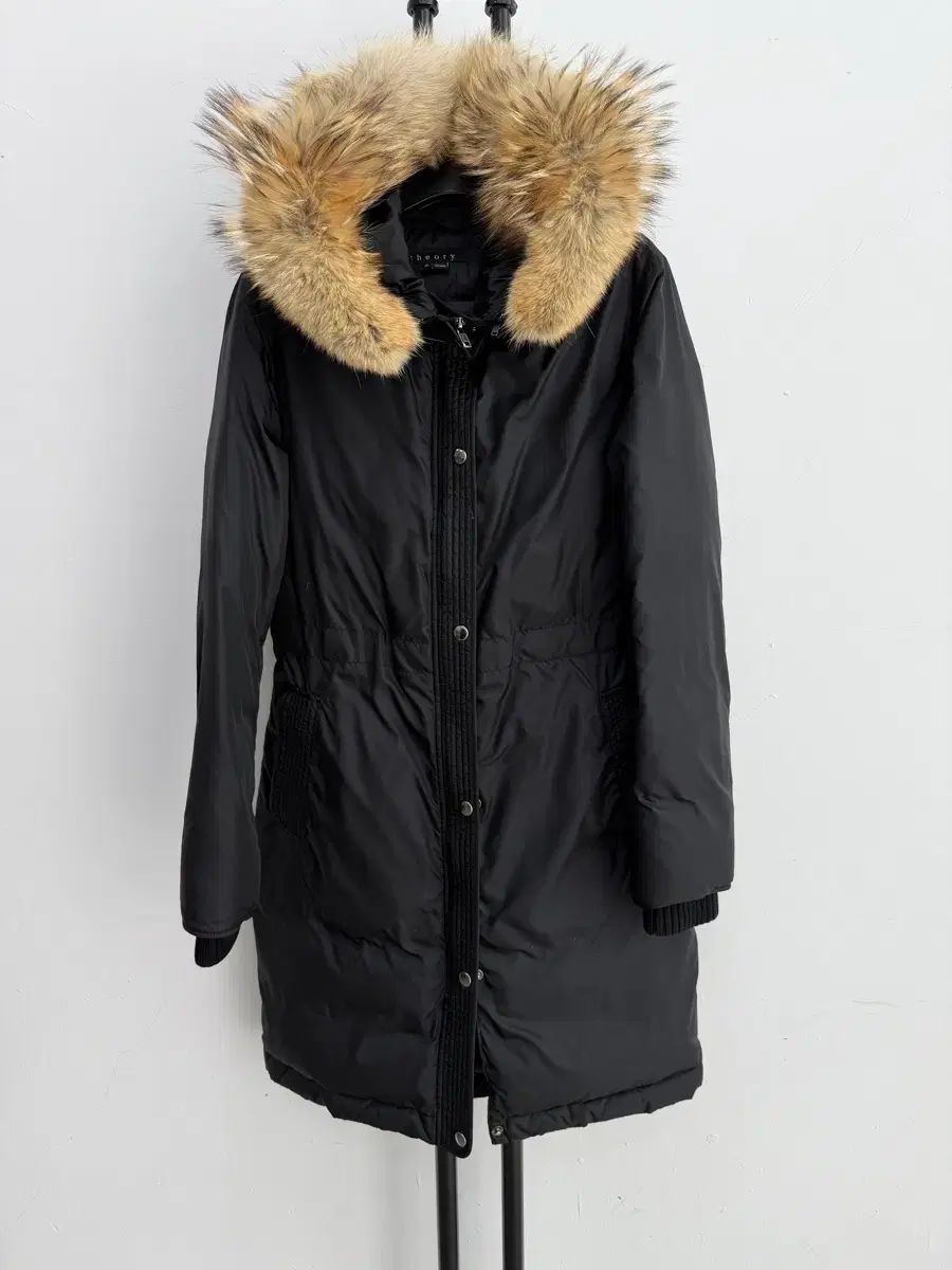 正規品 Theory セオリー ブラック フード コヨーテファー 80% グース