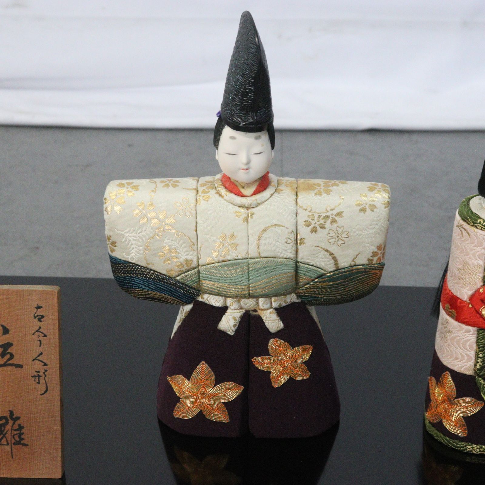 ト足】 真多呂作 立雛 親王飾り 雛人形 ひな人形 ひな祭り CA0A02006