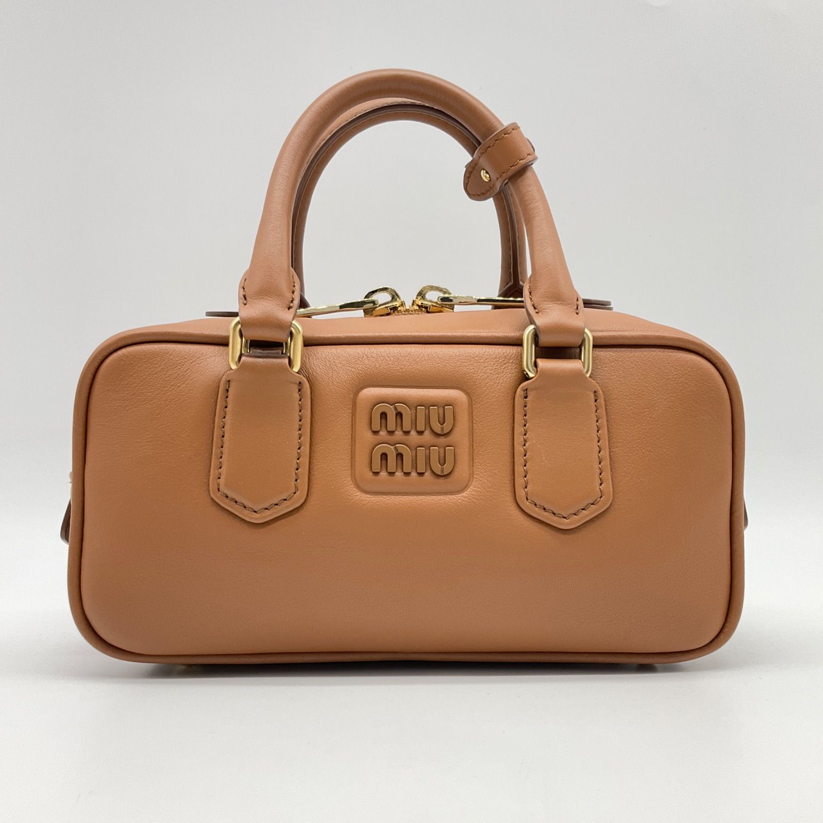 MIU MIU ミュウミュウ アルカディ レザー コニャック ブラウン