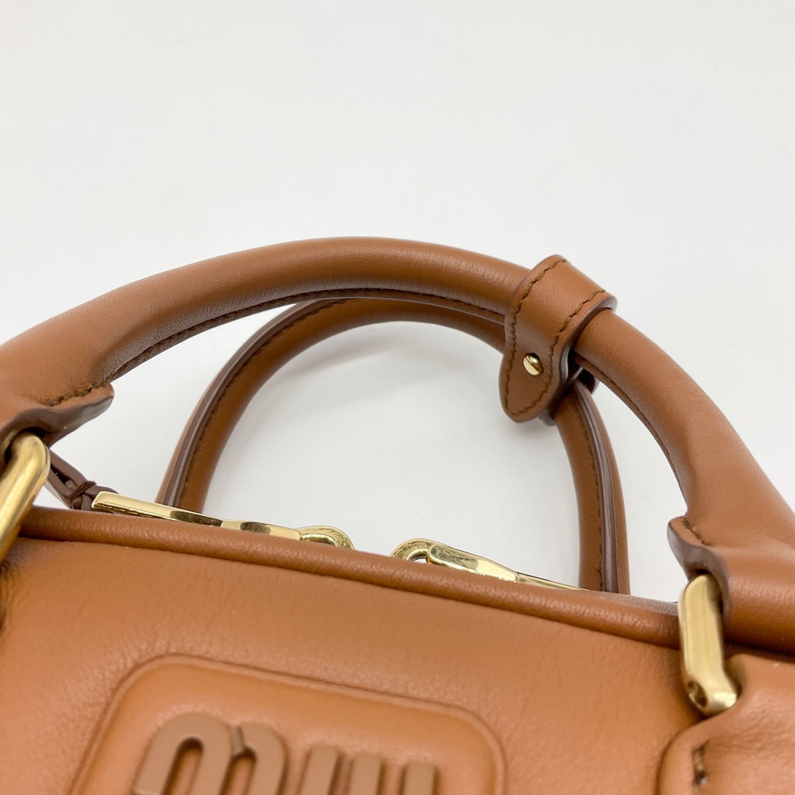 ▽MIU MIU ミュウミュウ アルカディ レザー コニャック ブラウン 
