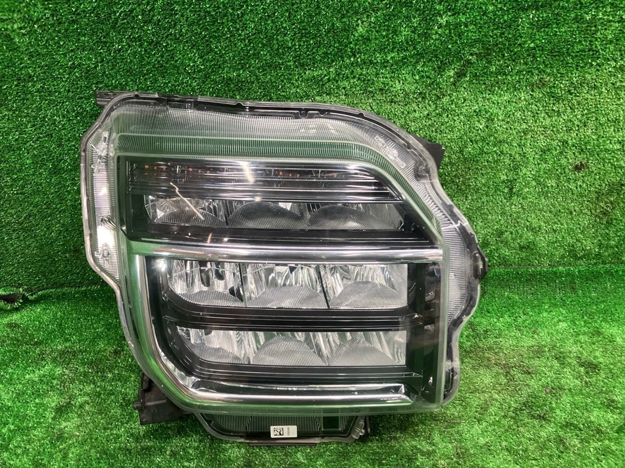 N-WGN JH4 右ヘッドランプ・ヘッドライト カスタムL ターボホンダ