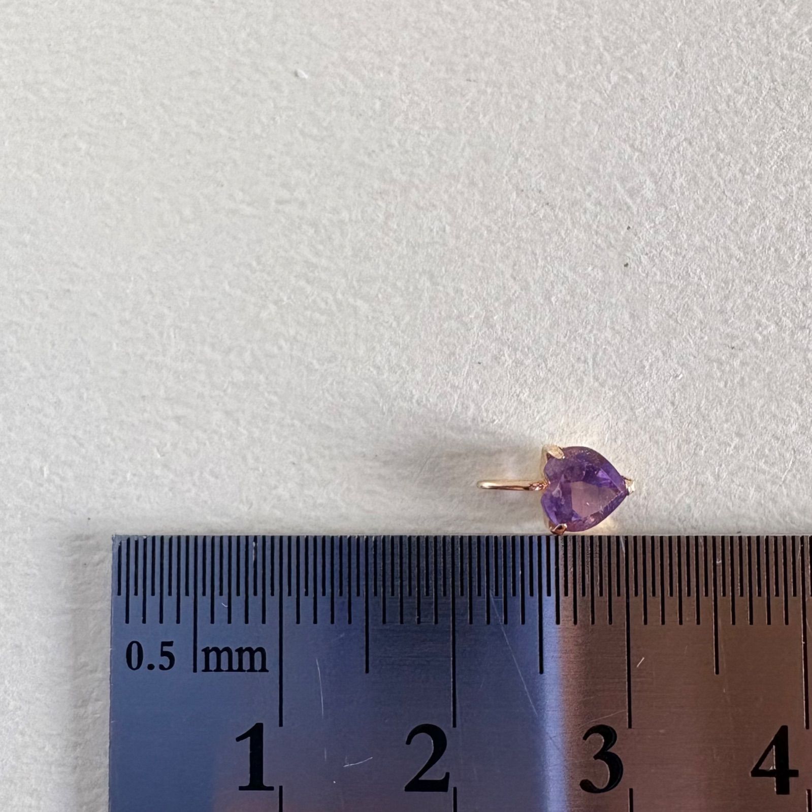 K18 天然石アメジスト5mm ハート 18金 ペンダントトップ カラー