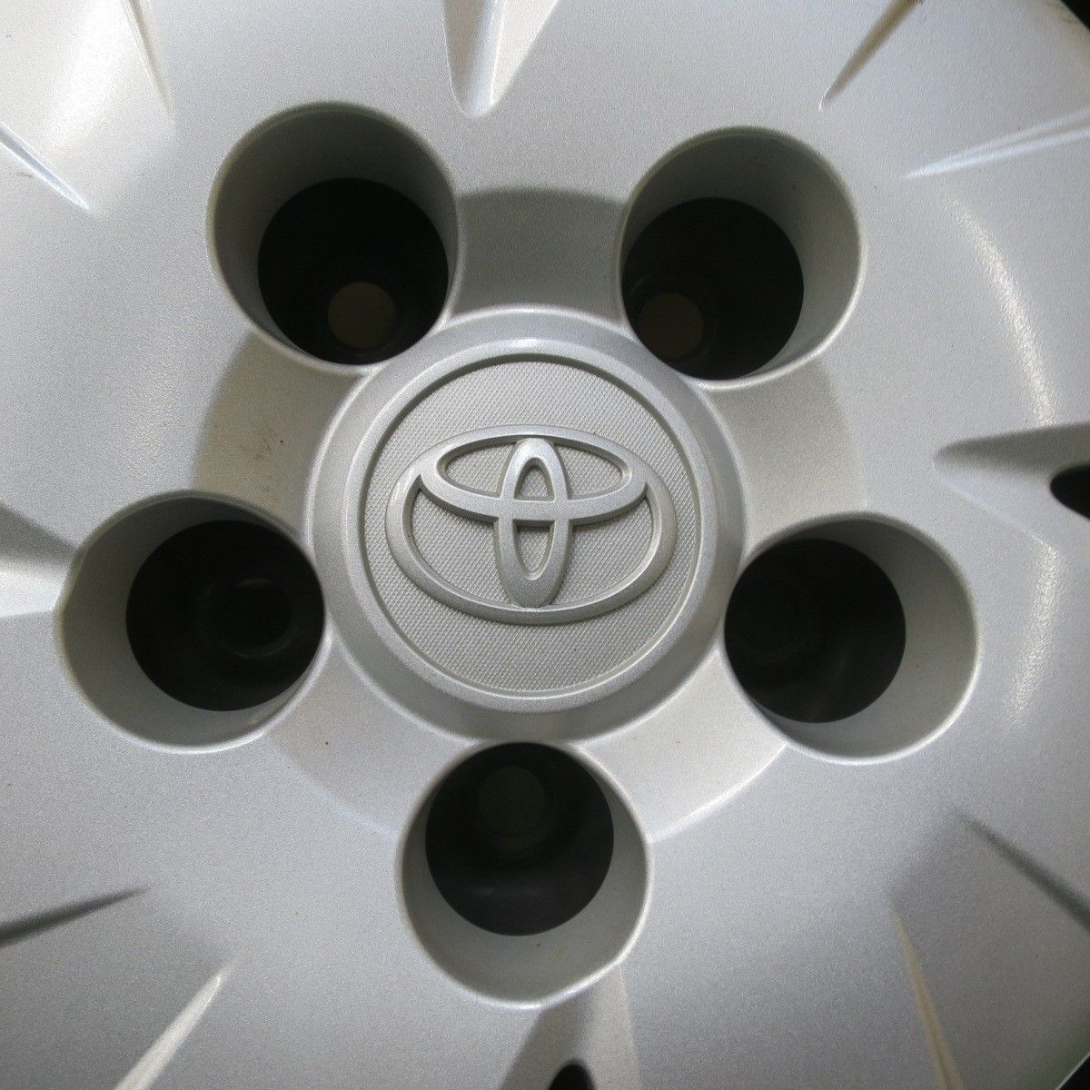 バリ溝！9分☆トヨタ カローラ ルミオン 純正 スチール 195/65R15