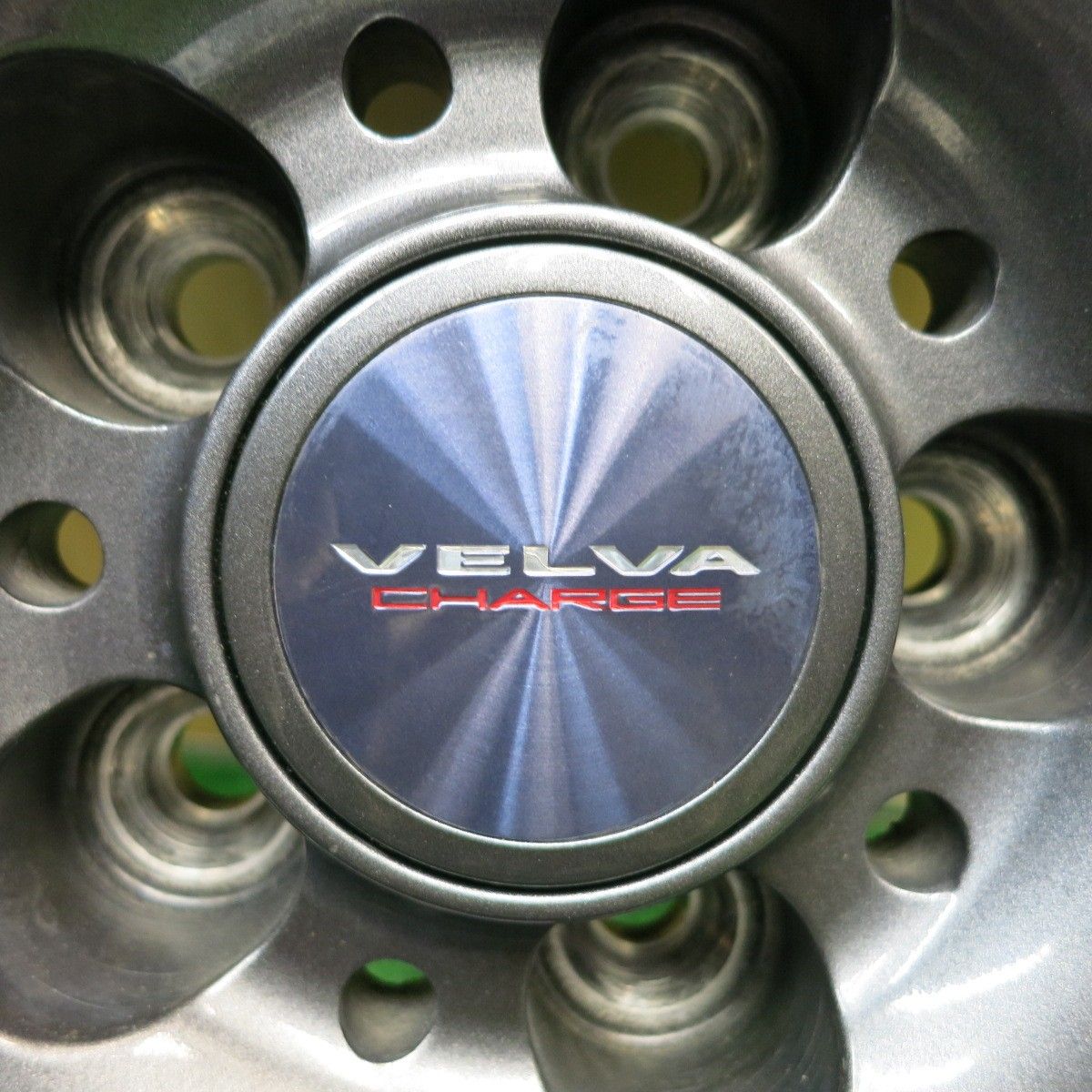 バリ溝！22年！キレイ！9.5分以上☆プリウス 等 195/65R15