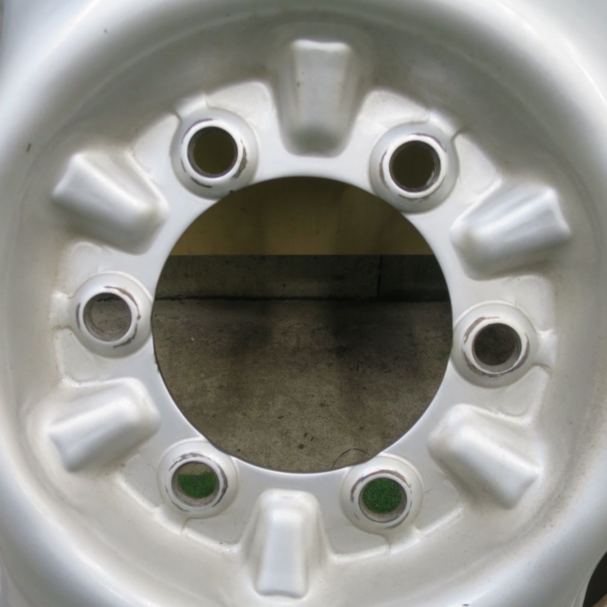 車 バリ溝！キレイ！8.5分！2本☆スタッドレス 195/75R15 109/107L 