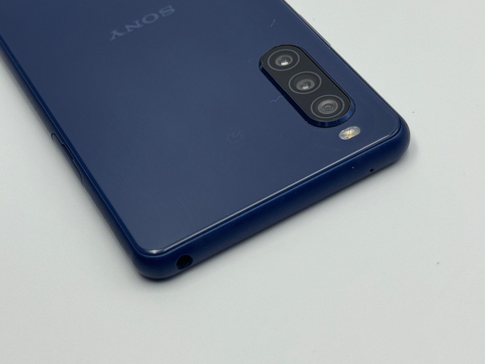 中古C】Xperia 10 II SO-41A ブルー SIMフリー 白ロム - メルカリ