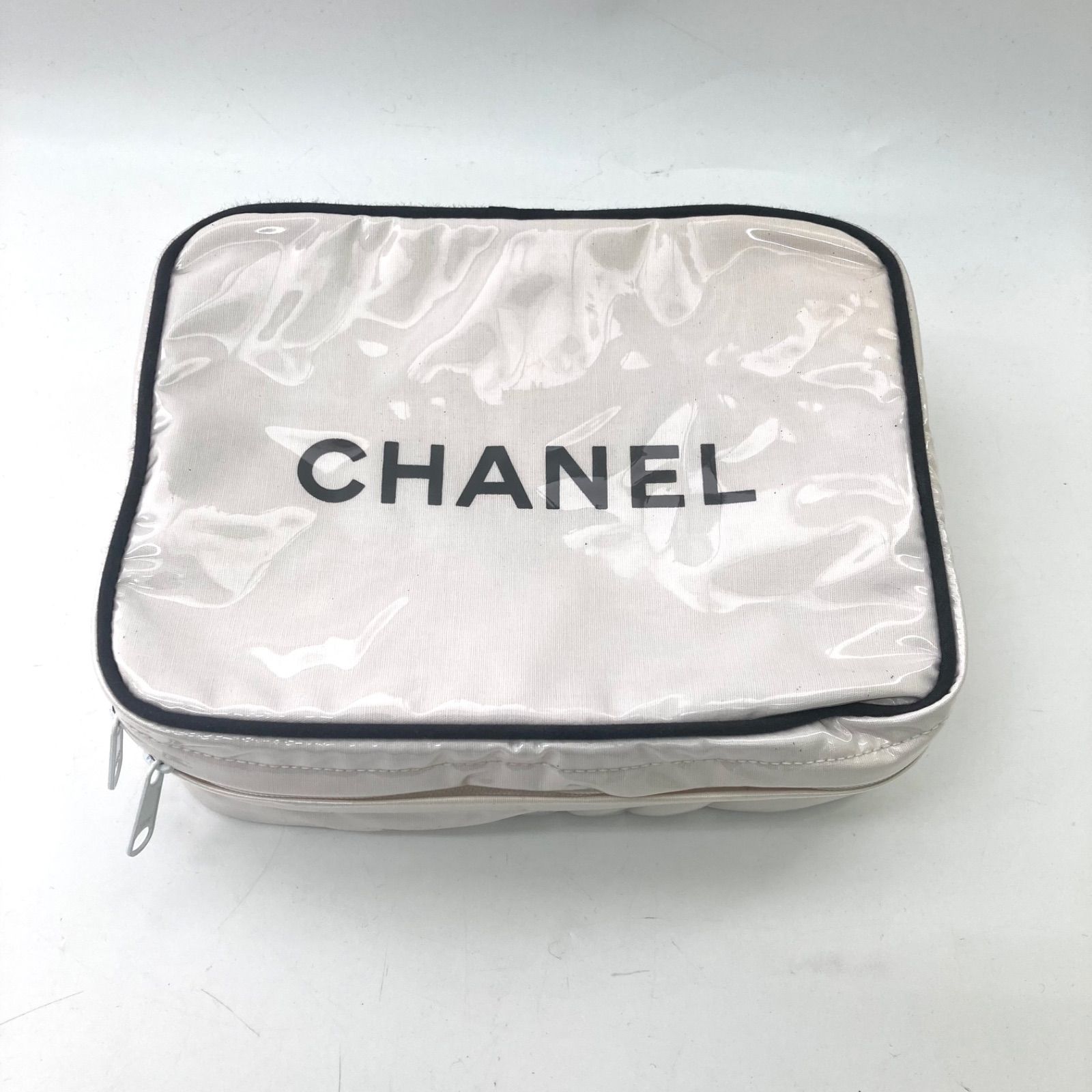 CHANEL】シャネル ノベルティ ポーチ 化粧品入れ ホワイト 箱付き