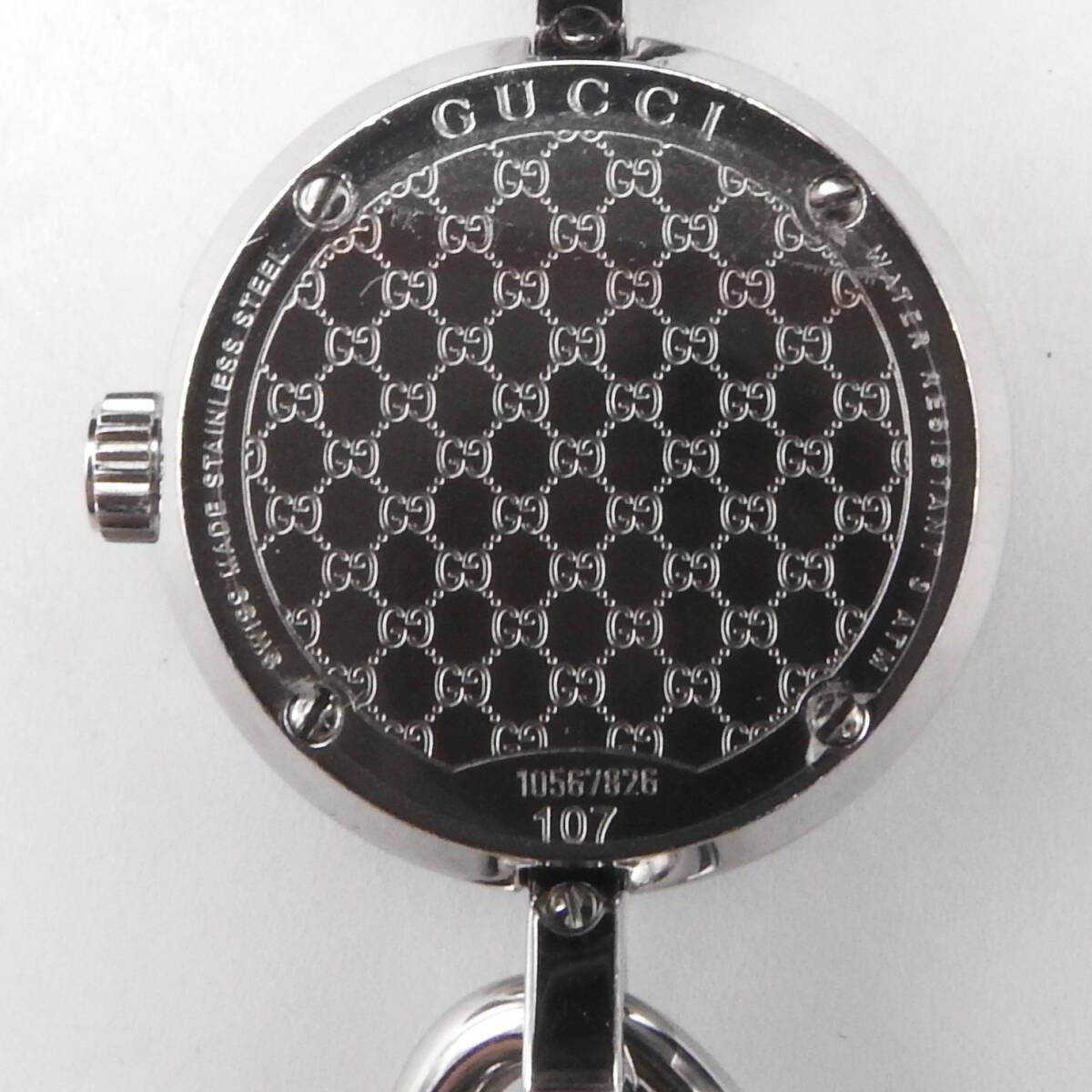 GUCCI グッチ Gチャーム ブレスウォッチ 腕時計 107 クオーツ ホワイト