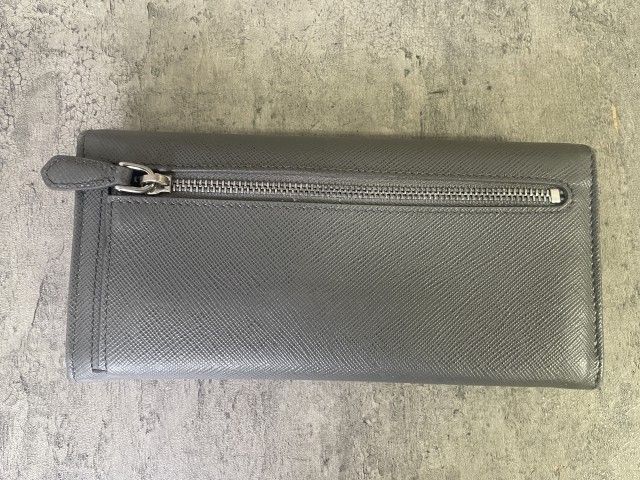 中古】PRADA ﾌﾟﾗﾀﾞ ｻﾌｨｱｰﾉ 長財布 ｳｫﾚｯﾄ 二つ折り ｸﾞﾚｰ 33927270